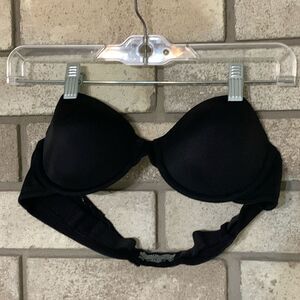 3for$20 strapless bra size 34B has underwire